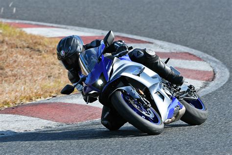 【ヤマハ Yzf R7 試乗】スポーツライディングの“第2章”へといざなってくれる存在伊丹孝裕 1枚目の写真・画像 レスポンス（responsejp）