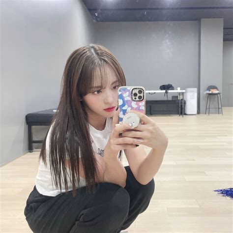 Pin On Kep1er ★ Mirror Selfie Selfie Icon