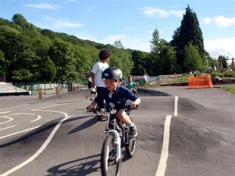 Gallery Friends Of Millhouses Park Park Local Parks Great Photos