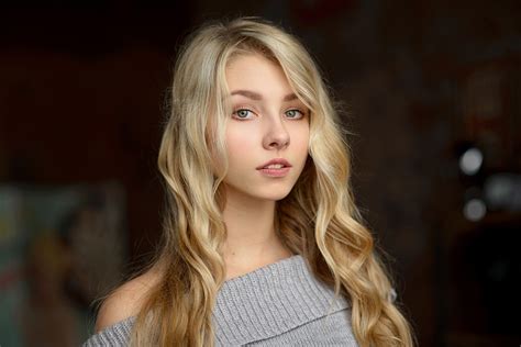 Blonde Dbond Depth Of Field Women Long Hair Alice Tarasenko