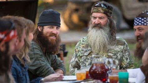 Conservative Fans Unhappy With A+E Over 'Duck Dynasty' Controversy ...