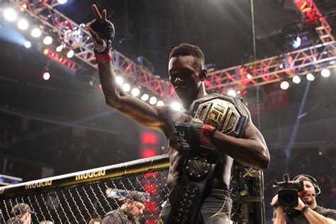 Ufc Results Israel Adesanya Overcomes Rival Robert Whittaker Again