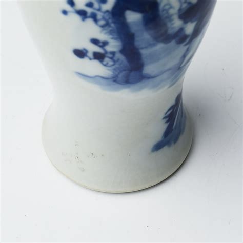 Images For 2287248 A Collection Porcelain 1800s 1900s China Urn