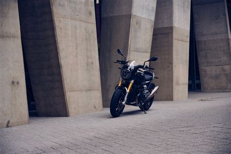 Bmw Presenta Le Nuove R Ninet E R Dueruote