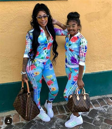 Pin By Angeladora On Tht Girl Mother Daughter Outfits Mom Daughter