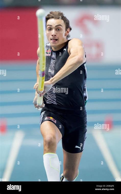 Sweden S Armand Duplantis Concentrates Before Jumping To Set A World