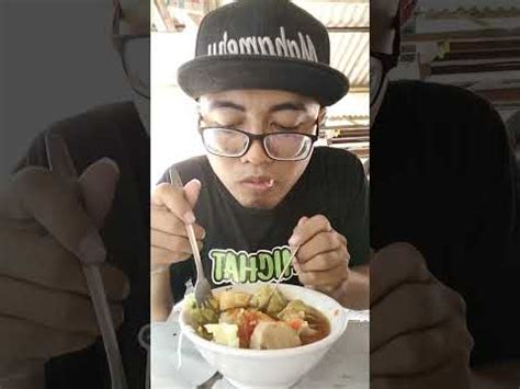 Mukbang Bakso Kotak Porsi Super Ugal Ugalan Bedanten Bungah Youtube