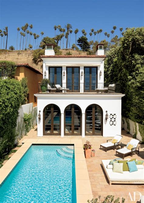 California Home Designs That Will Make You Consider West Coast Life