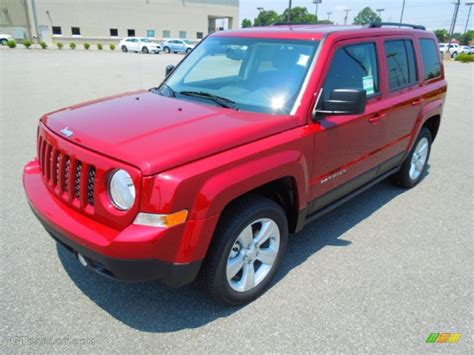 2012 Jeep Patriot Latitude 4x4 Exterior Photos