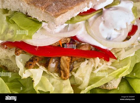 Kebab Brot Fotos Und Bildmaterial In Hoher Aufl Sung Alamy