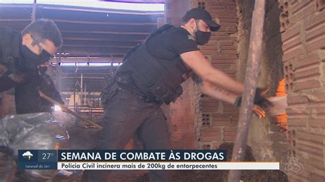 Cerca De Quilos De Drogas S O Incinerados Pela Pol Cia Civil Em