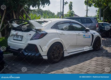 Modified Honda Civic Type R Fk8 On Jdm Run Car Meet Editorial Stock Image Image Of Sent