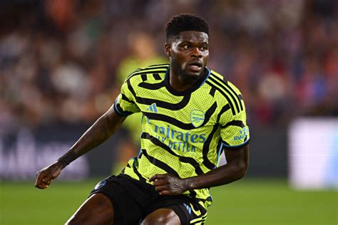 Ghana Midfielder Thomas Partey Back In Arsenal Training In Huge Injury