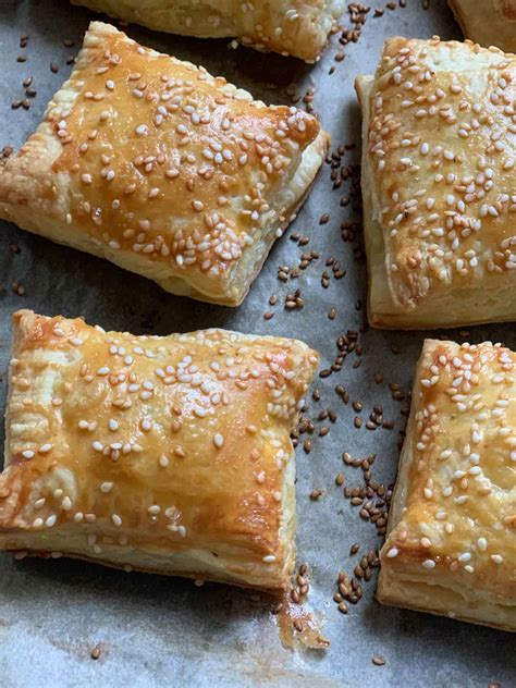 Feta Cheese Puff Pastries With Leeks And Dill The Greek Foodie