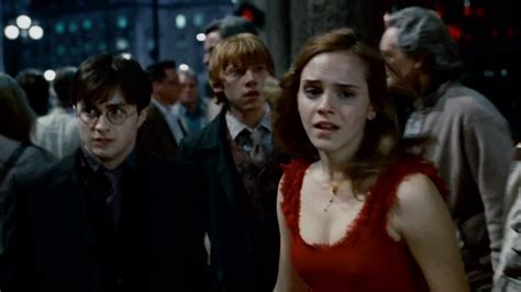 Harry Potter And The Deathly Hallows Part 1 2010 Movie Cast Reviews Trailers And Streaming