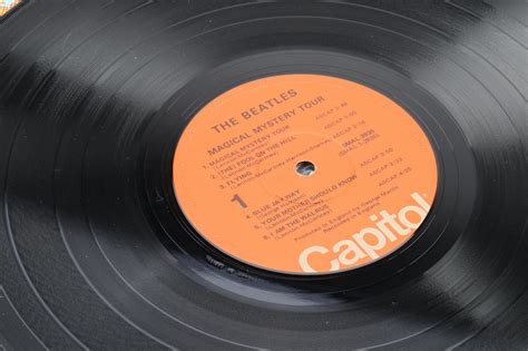 The Beatles 1976 Orange Capitol Label Winchester Records Including