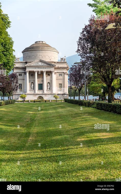 Alessandro volta museum in como hi-res stock photography and images - Alamy