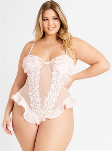 10 Sweet Spicy Plus Size Bridal Lingerie Pieces That Will Wow Bae