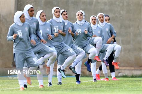 ISNA - Training session of Iran women’s national football team