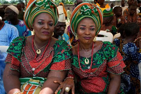 Nigerian City Celebrates Its Many Twins With Annual Festival