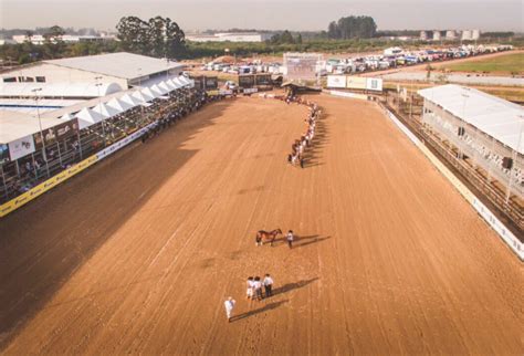 Parque Assis Brasil De Esteio Rs Ter Pista Coberta