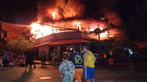 Dantesco Incendio Redujo A Cenizas Negocios En El Barrio Comercio YouTube