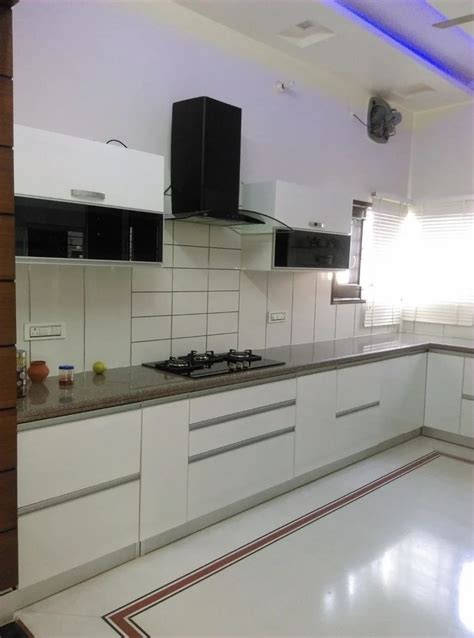 Modern Wooden Straight Modular Kitchen At Rs Piece In Patiala