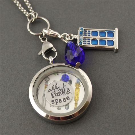 All Of Time And Space Floating Locket Set Spiffing Jewelry Living