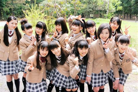 Idoru Singer In Japan Girl Groups Are Superstars Reach Unlimited