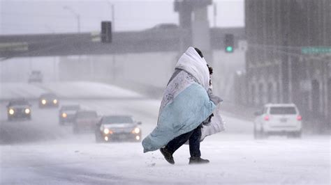 A massive U.S. winter storm makes holiday travel dangerous : NPR