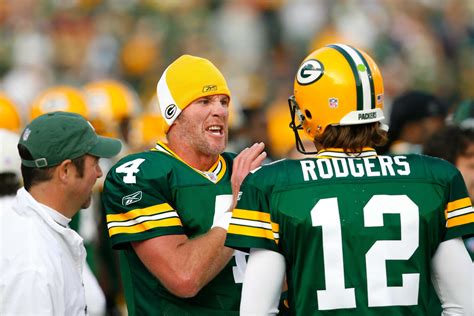 Aaron Rodgers Hopes Brett Favre "Gets the Receptions he Deserves" at