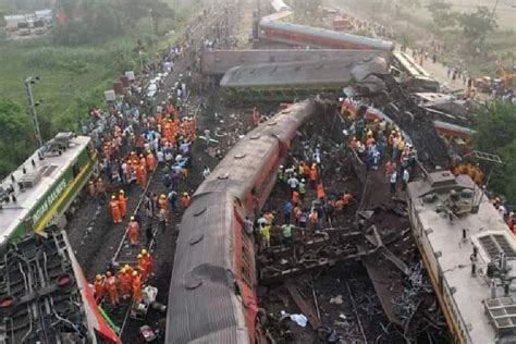 Odisha Train Accident Blood Everywhere Saw Men Without Limbs