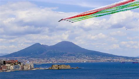 Frecce Tricolori En N Poles Y Pozzuoli Ah Es Cuando