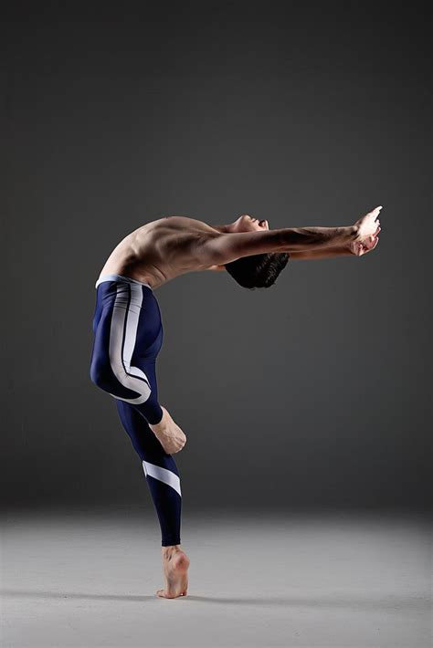 Male Ballet Pose Male Ballet Poses Ballet Pose Dance Photos