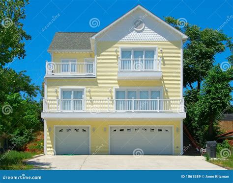 Beach House in Summer stock image. Image of shrubs, peak - 1061589