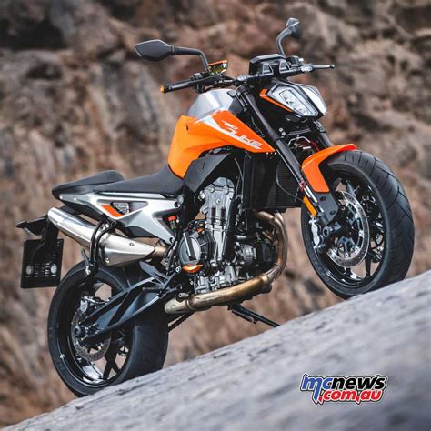 Ktm Duke Motorcycle Review Motorcycle Tests Mcnews Au