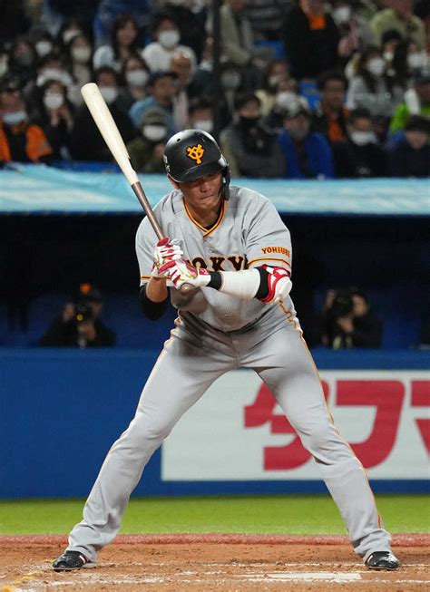 巨人・坂本勇人 4試合連続スタメン落ち、途中出場で貴重な2打席連続四球も13打席連続無安打に― スポニチ Sponichi Annex 野球