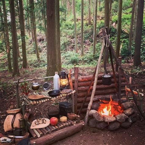 Rate this fire camp 1-10 🔥 Follow 👉 @outdoorsurvivalgear 👈 for more!🔥 ...