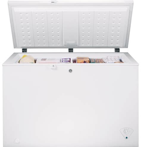 Ge 106 Cu Ft White Chest Freezer Fcm11phww