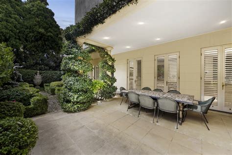 Sold 2/2-4 Were Street, Brighton VIC 3186 on 29 Feb 2024 - 2019049599