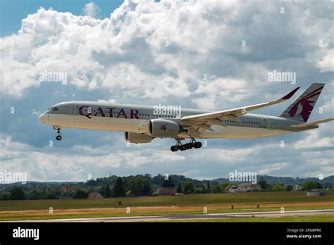 Zurich Switzerland July A Aml Qatar Airways Airbus A