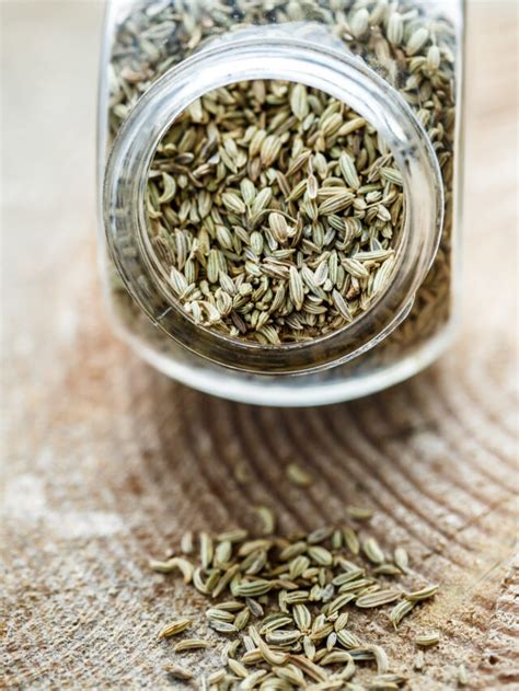 Health Benefits Of Fennel Seeds Nutrabay Magazine