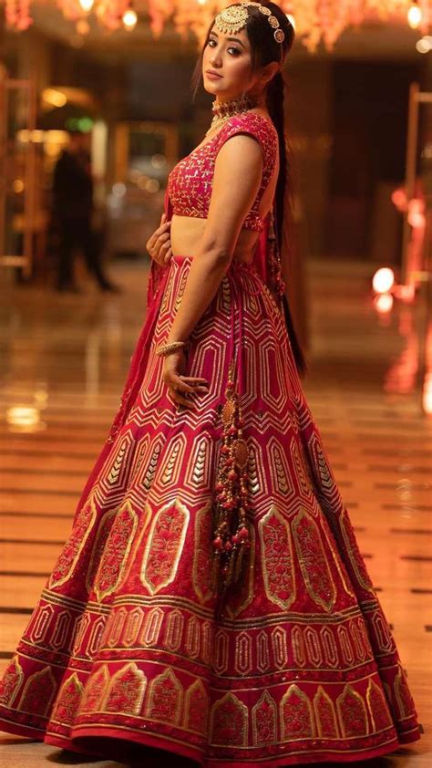 Shivangi Joshi Inspired Trendy Lehenga For Navratri - StorialTech