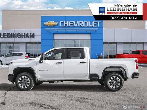 Chevrolet Silverado 2500HD 4WD Crew Cab Standard Box Custom – Steinbach Autodealers