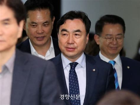 검찰 민주당 돈봉투 의혹 뇌관 이정근 조사주목되는 그의 입 네이트 뉴스