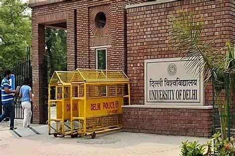 delhi university  top colleges admissions rankings courses