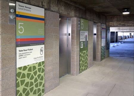 Parkland Hospital Emergency Room Garage Wayfinding | iZone Imaging