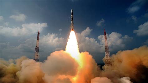 India Dazzles With Spectacular Launch Of First Mars Mission « Americaspace