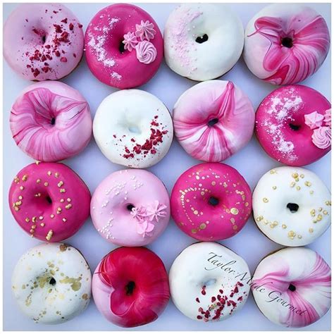 Pretty Pink Donut Set For Claires Birthday