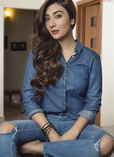 Style Star Ayesha Khan Pakistani Celebrity Siddysays